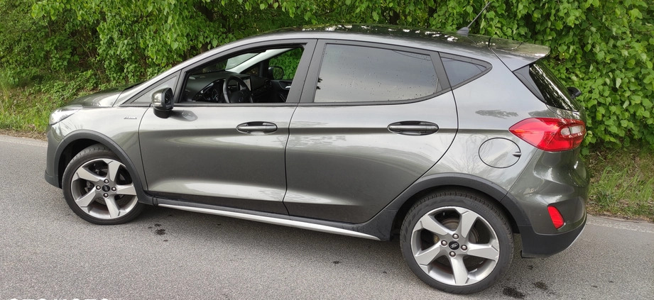 Ford Fiesta cena 44900 przebieg: 57000, rok produkcji 2020 z Libiąż małe 742